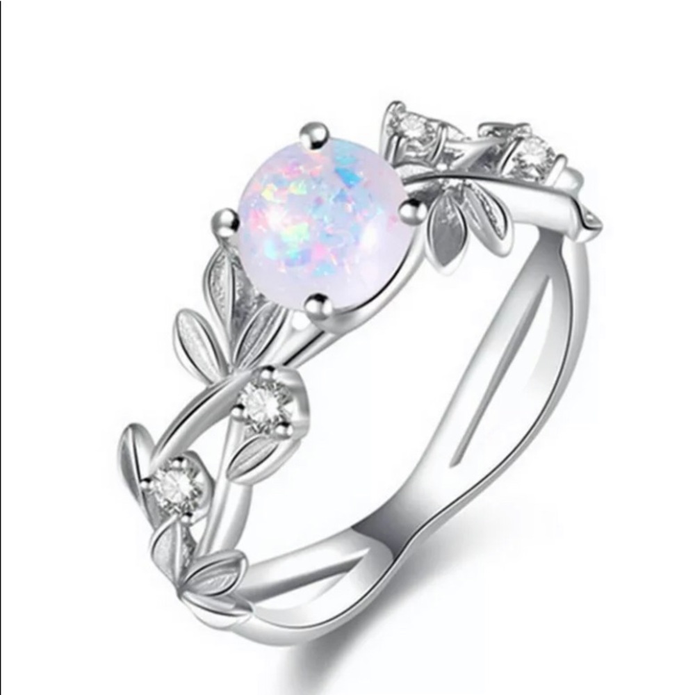 BRAND NEW .925 SILVER WHITE OPAL LEAF RING -